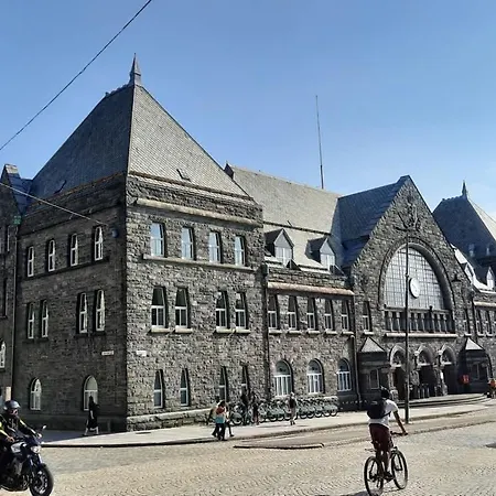 度假居 Floor Close To Grieg Hall And Town Square