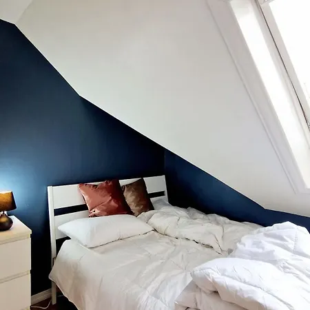 Holiday home Floor Close To Grieg Hall And Town Square *