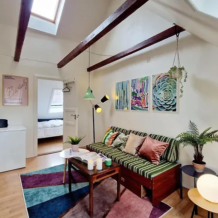 Holiday home Floor Close To Grieg Hall And Town Square