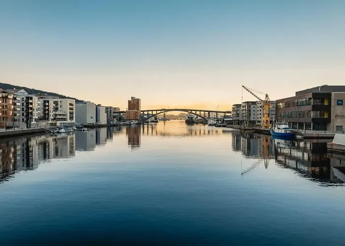 Floor Close To Grieg Hall And Town Square Holiday home